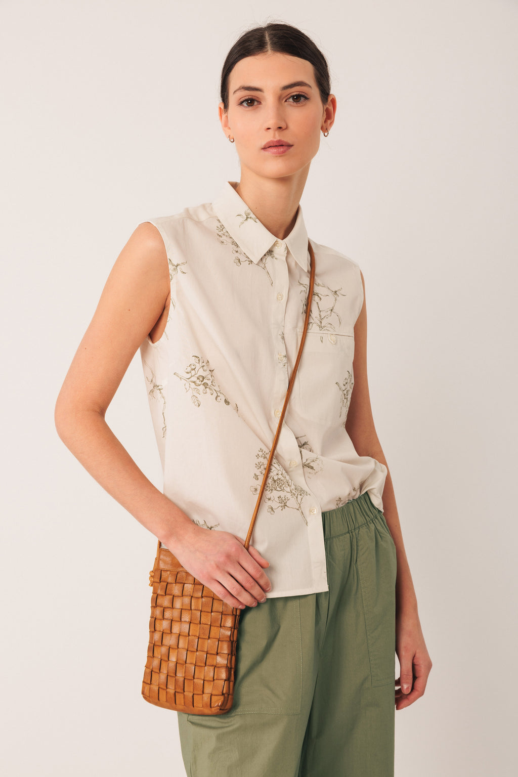 Khaki Print Sleeveless Shirt