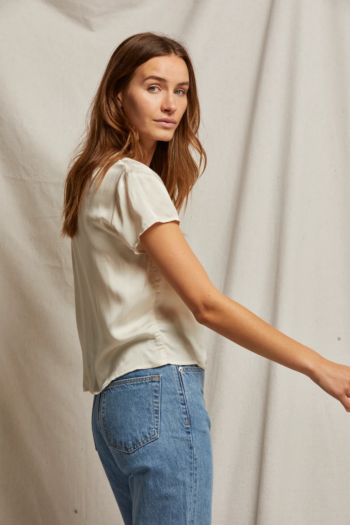 Amelie Satin V Neck Tee