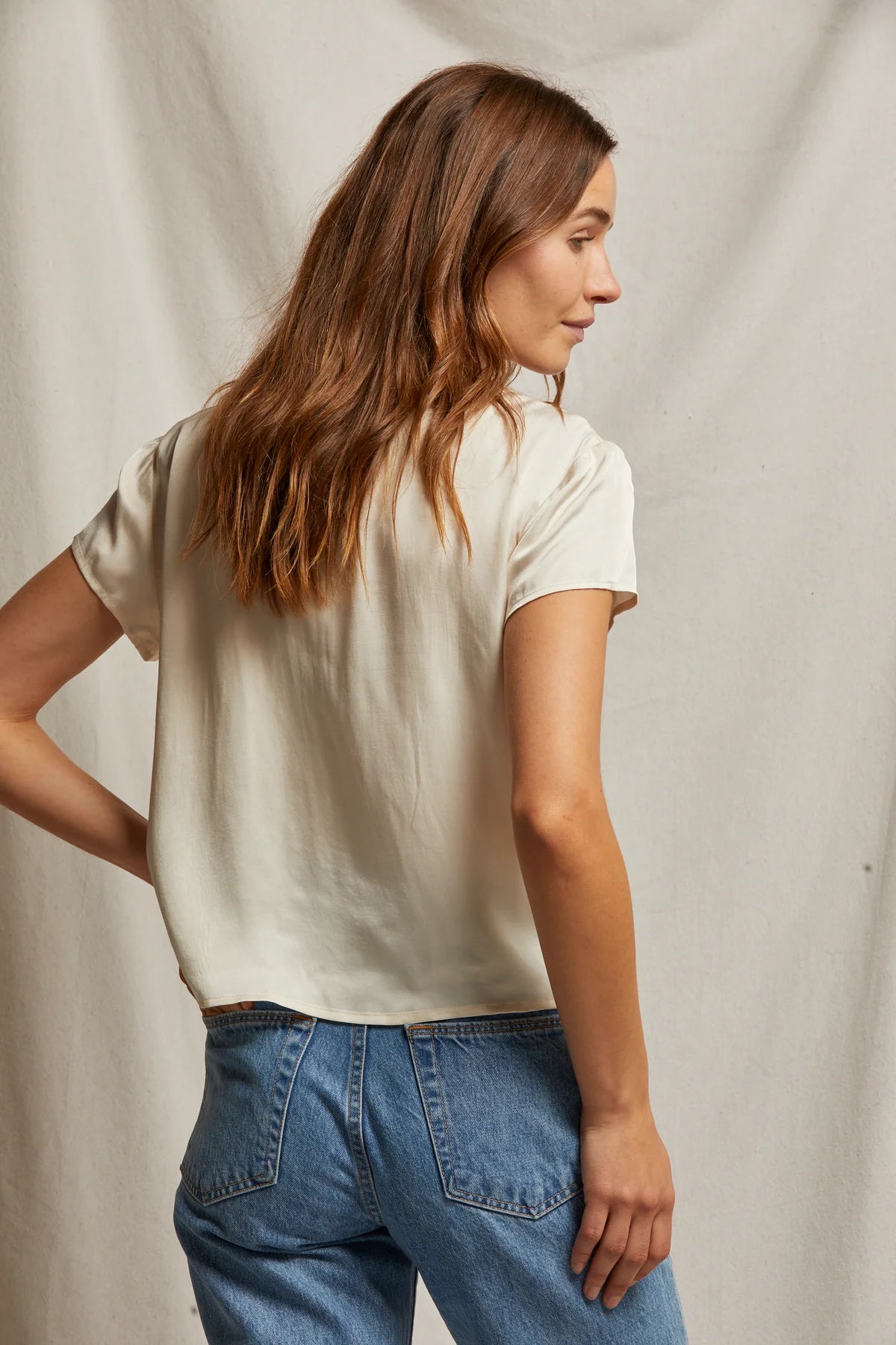 Amelie Satin V Neck Tee