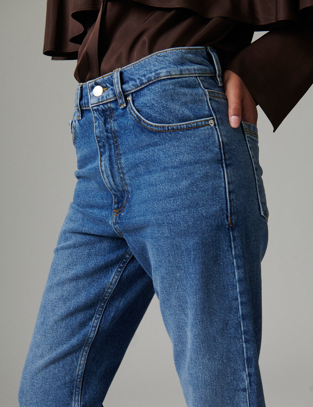 Adama Jeans