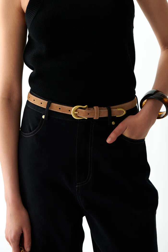Adela Belt