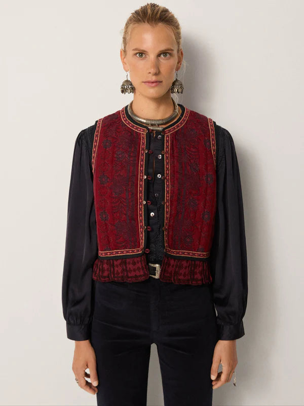 Casilda Vest