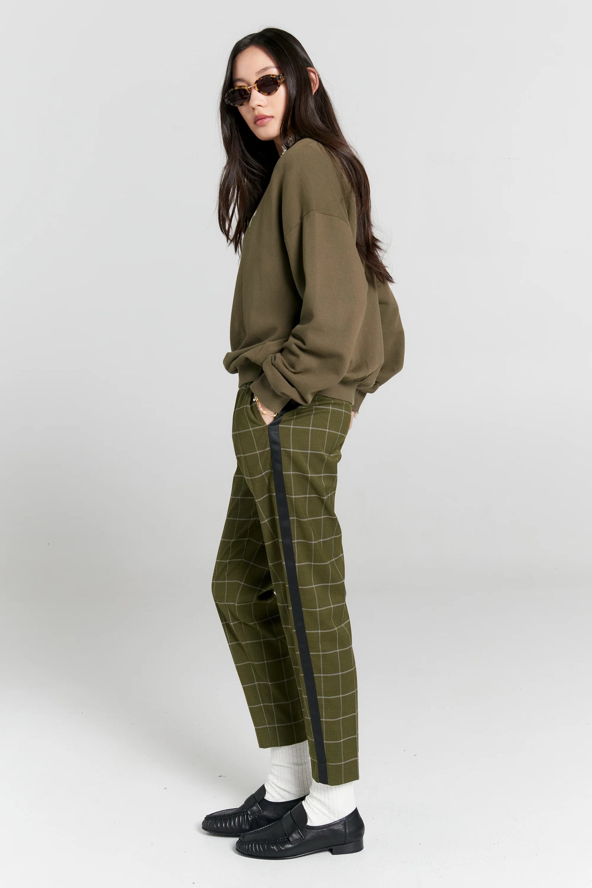 Runaway Girl Crewneck - Green