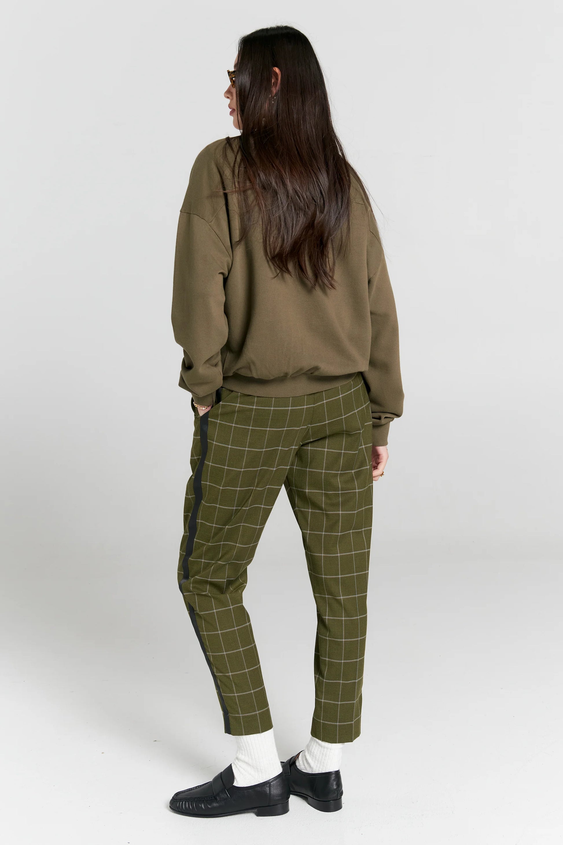 Runaway Girl Crewneck - Green