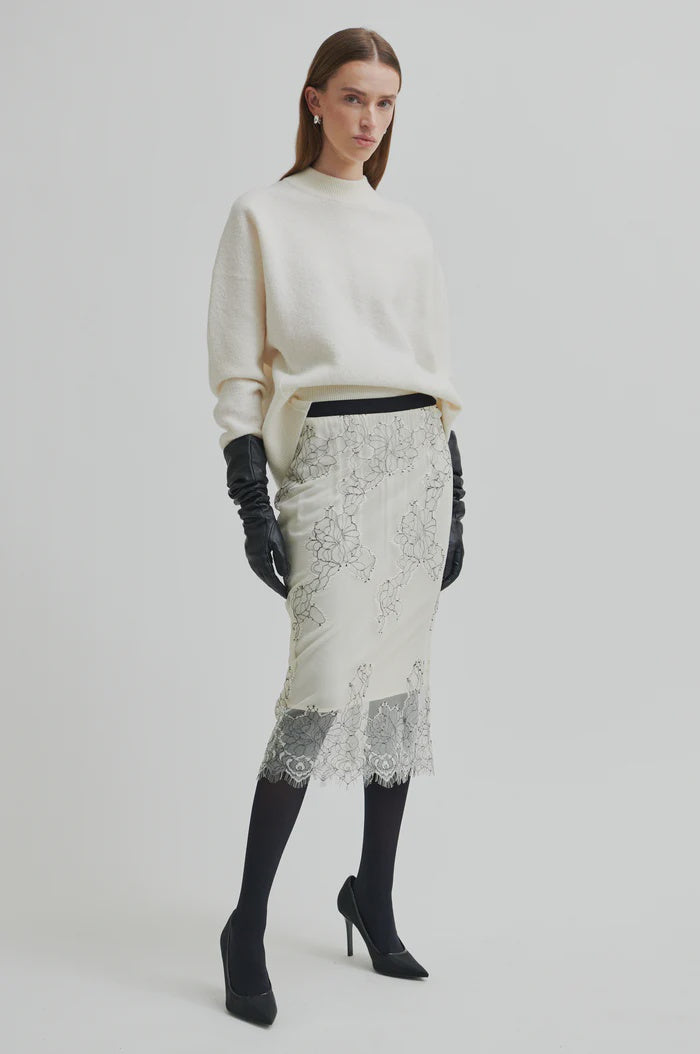 Wila Lace Skirt