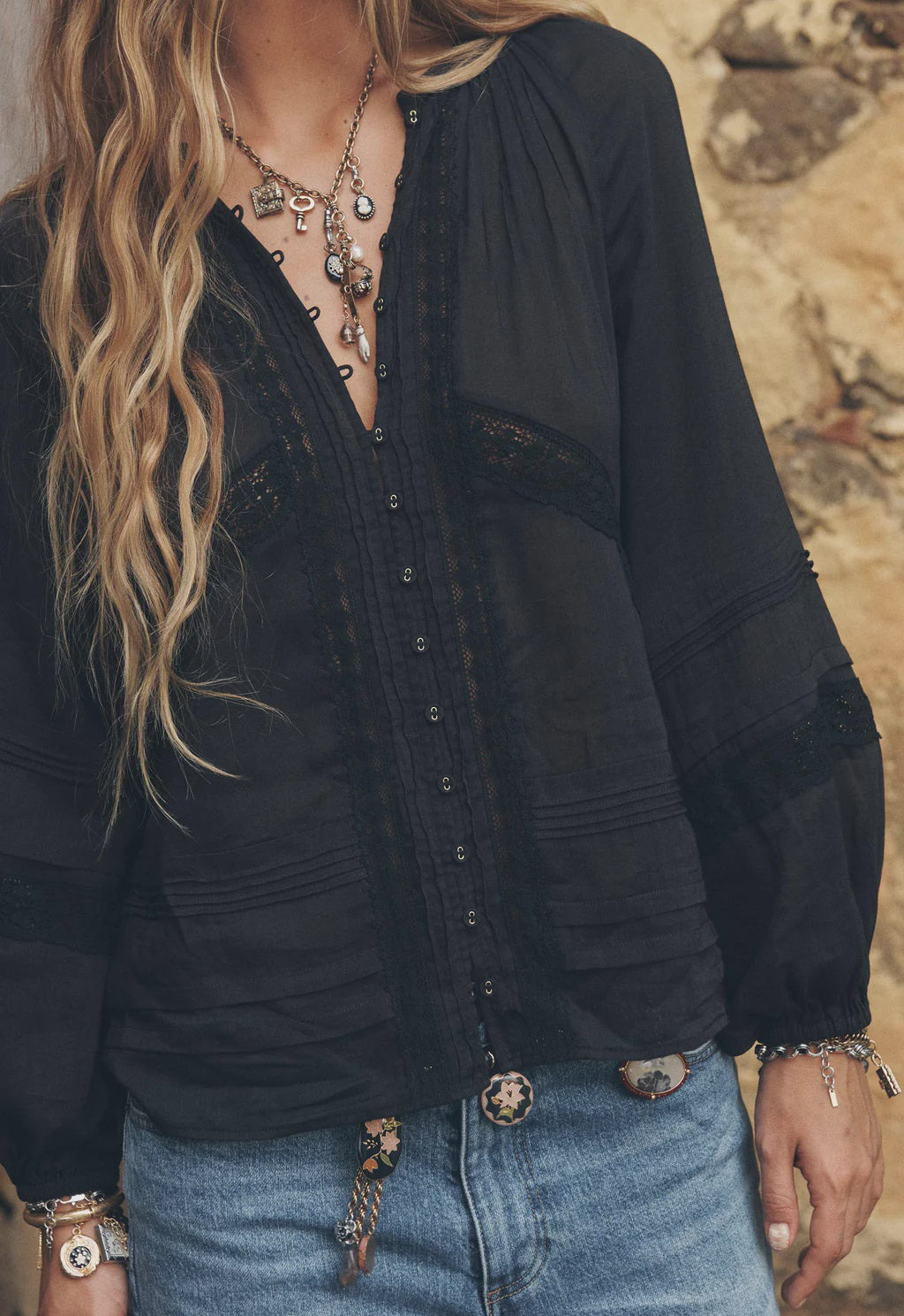 Hera Lace Blouse - Black