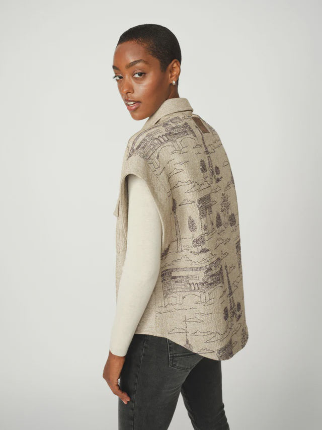 Versa Tale Vest