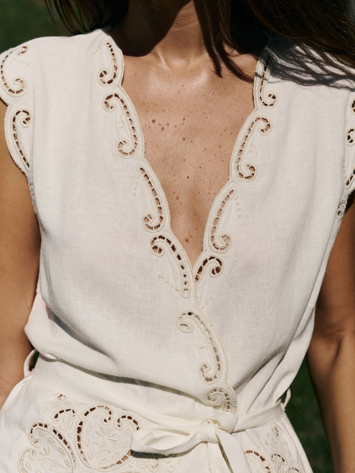 Sleeveless Embroidered Kimono Shirt