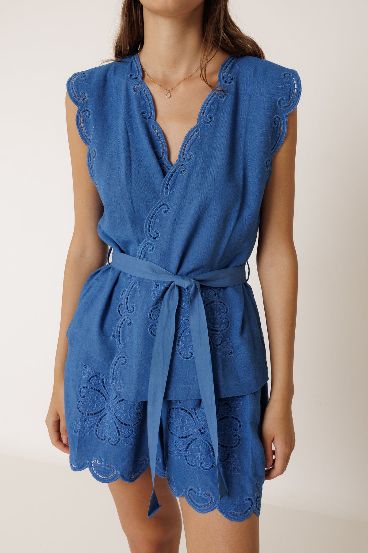 Sleeveless Embroidered Kimono Shirt