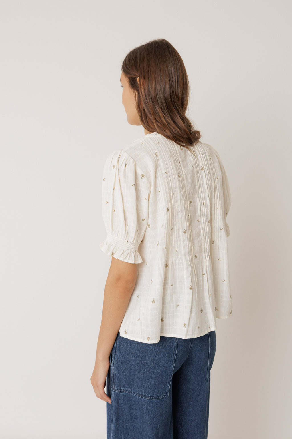 Boxy Schiffli Shirt