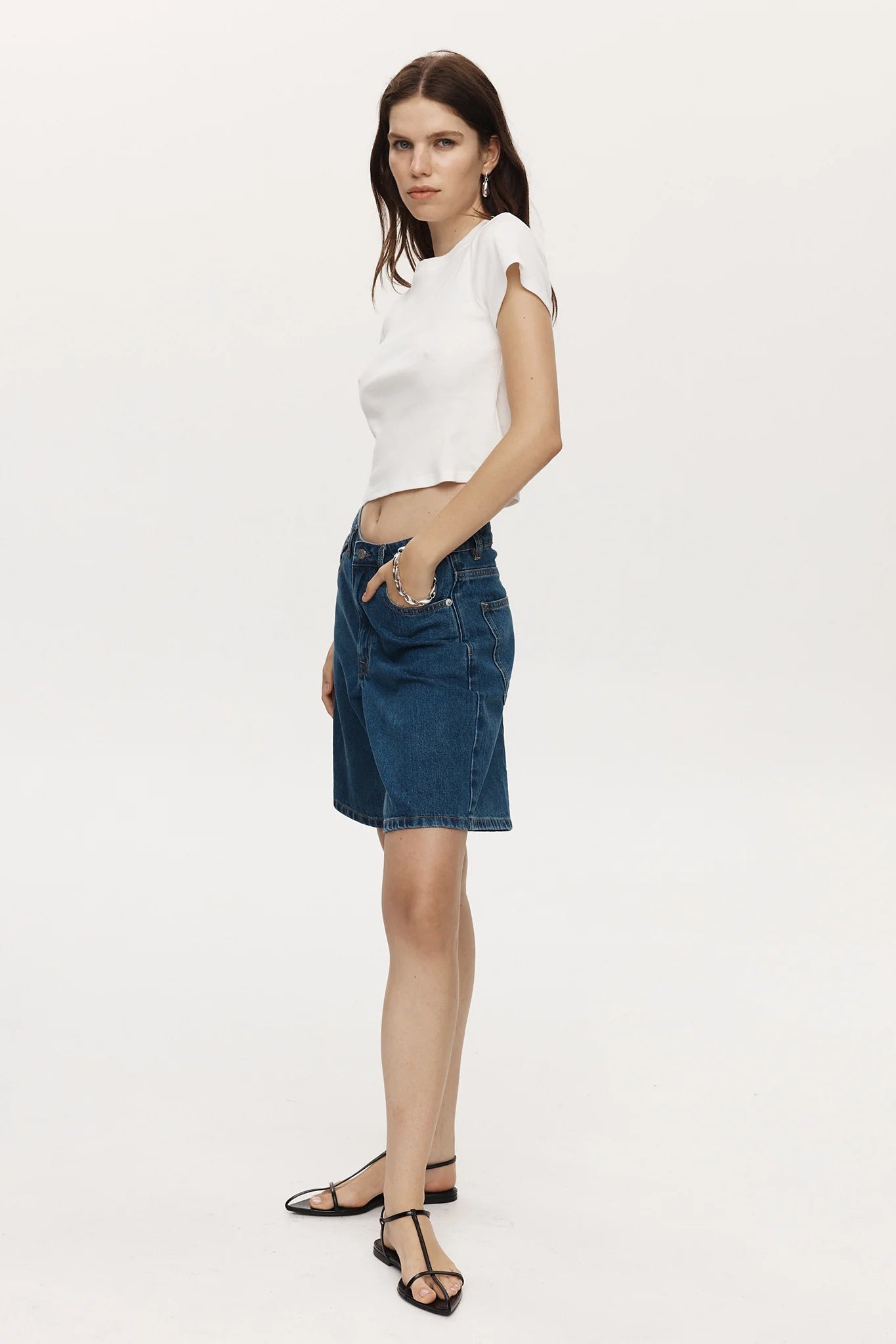 Relaxed Jean Short