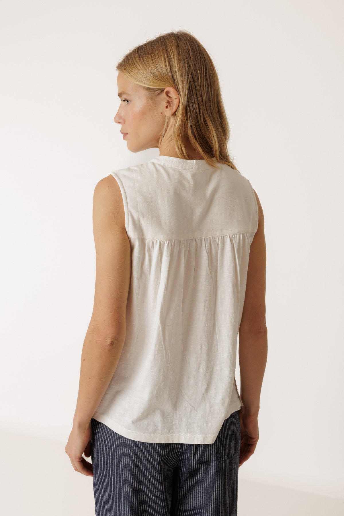 Camiseta Tee