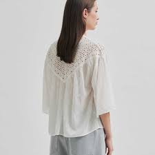 Ericae Blouse