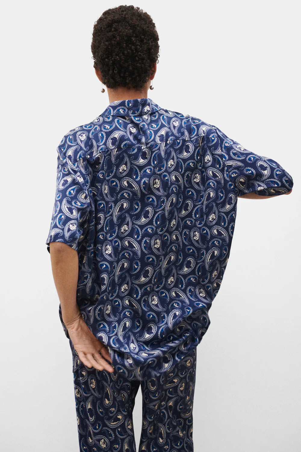 Short Sleeve Boyfriend Shirt - Hounds Paisley