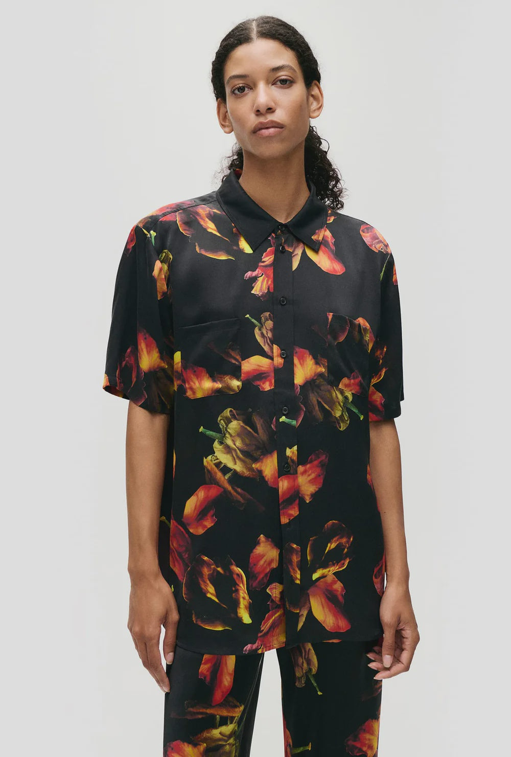 Short Sleeve Boyfriend Shirt - Tulipa Black