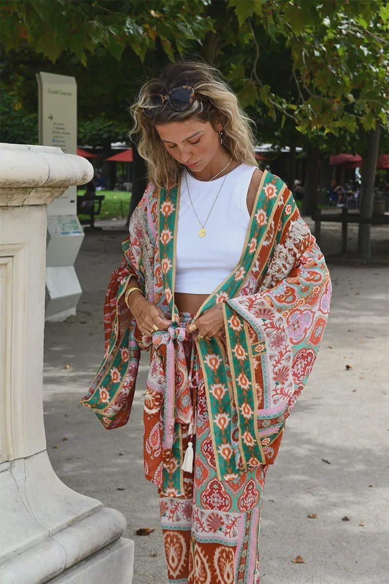 Lulia  Kimono