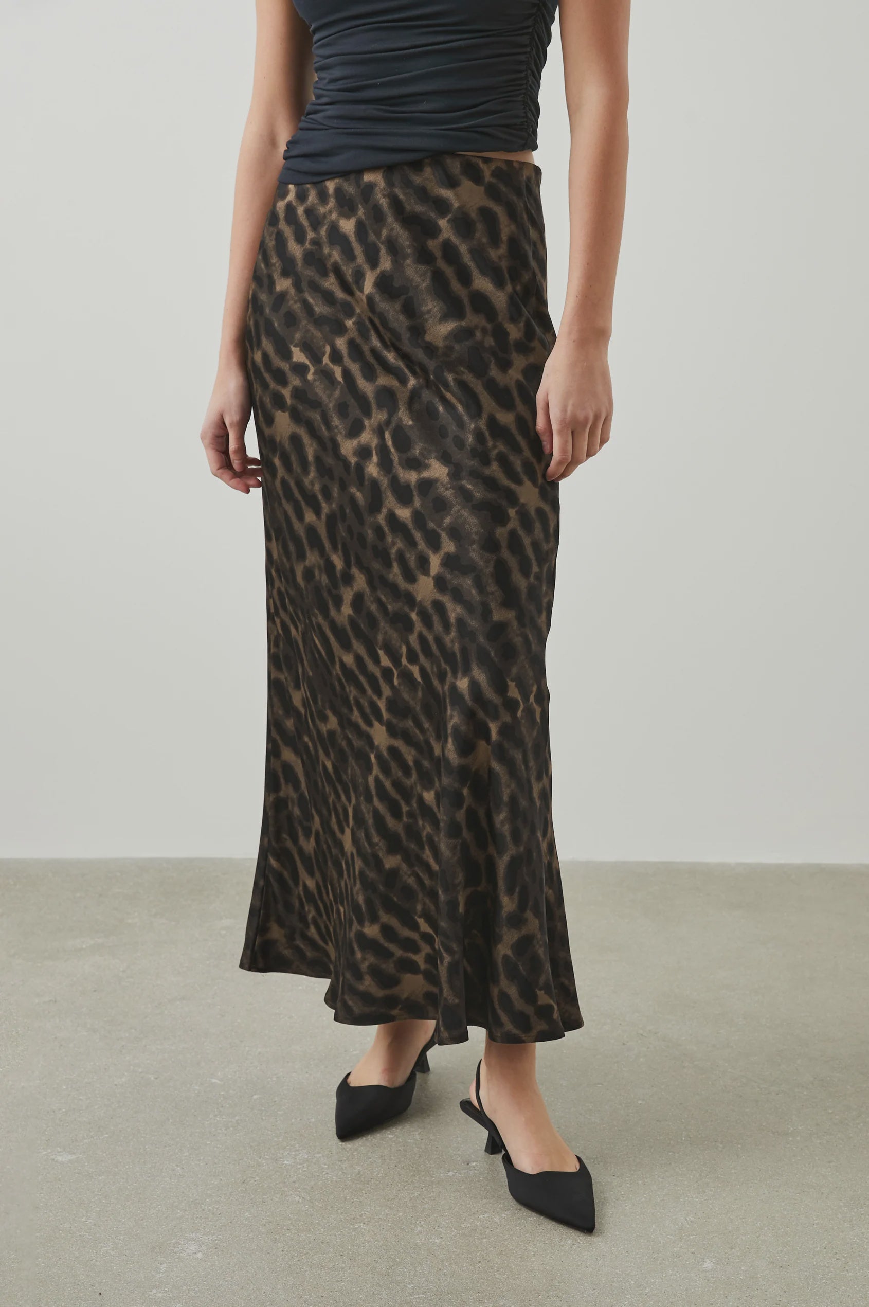 Leia Umber Leopard Skirt