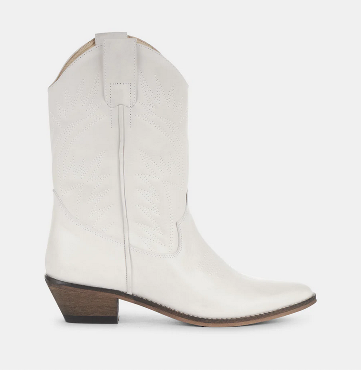 Frances Boots